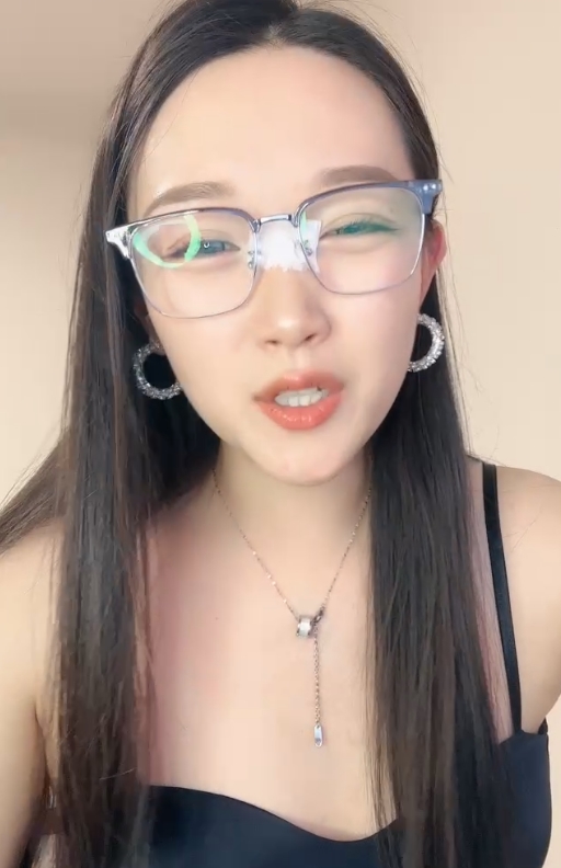 知性优雅，妹子叭嗦，眼镜御姐合集：57v48.6g视频收藏百度ED2K