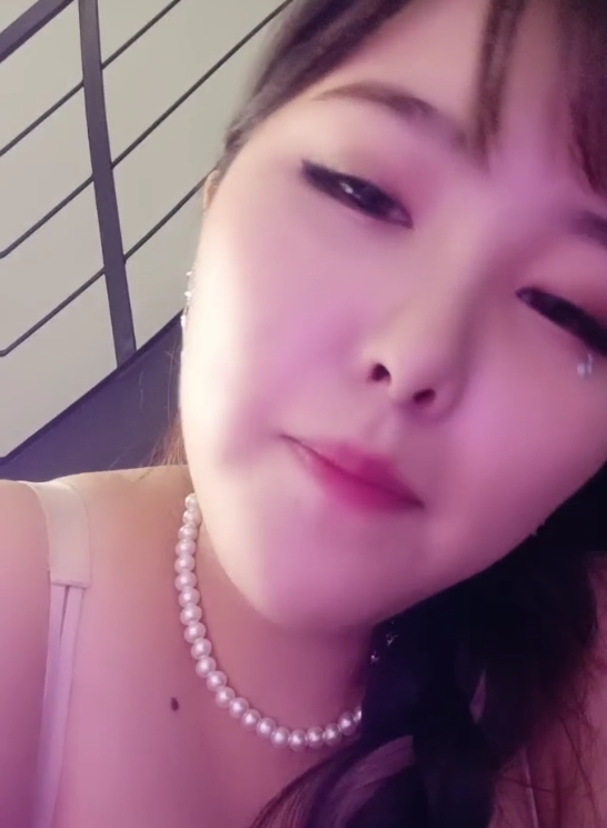 小羊背着的大罩杯，百度收藏57次，惊喜不断