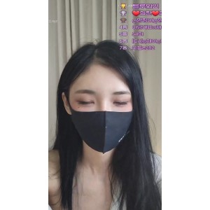 韩国萌妹iamriri80v21g：百度收藏114，四天后个人拍卖专场