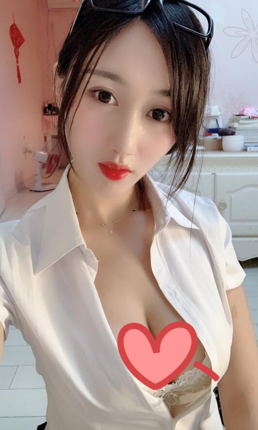 小小玉酱高颜值私人定制作品全系列，斗鱼直播封杀土豪独家收藏