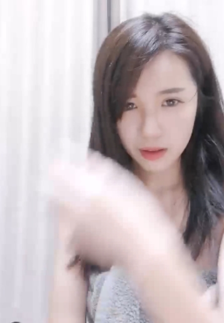 清秀妹子菲菲直播合集38g，百度ED2K资源增加