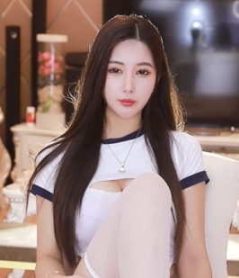 虎牙斗鱼CC平台女主播有尺度舞蹈定制资源，高颜值身材惹眼