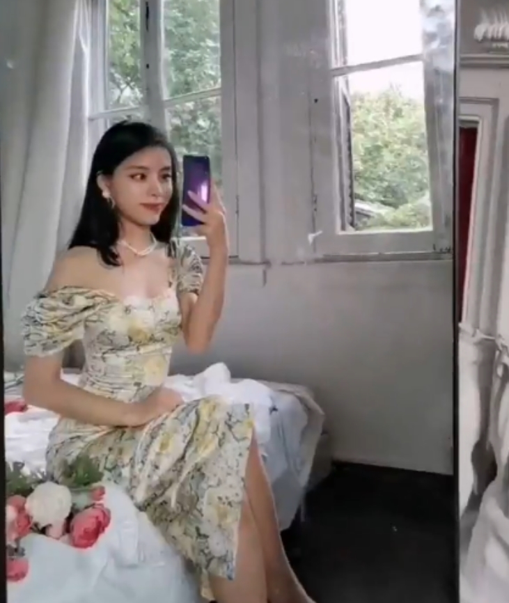 推特riri617合集：98p图片+28v视频，132M，百度盘下载