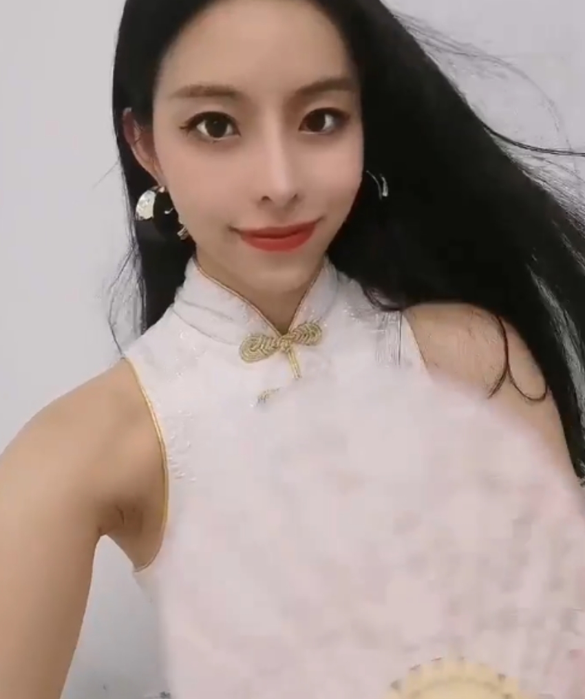 推特riri617合集：98p图片+28v视频，132M，百度盘下载