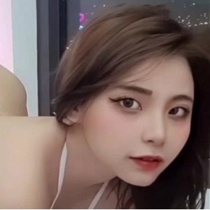 《虞梅露脸自拍23分钟道具秀：养眼推荐下载》