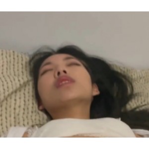 广西桂林师范大学黑丝学妹无屏障剪毛视频42分钟20秒1.45G