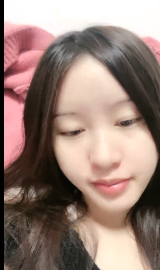 纯洁命运：小玉乖巧漂亮的大长腿、浓眉明亮眸子完美抵达人生巅峰！