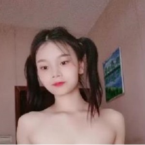 稚气双马尾妹妹自拍3V-5.6G，修长S型神似L莉，大叔决战9.20号下载观看