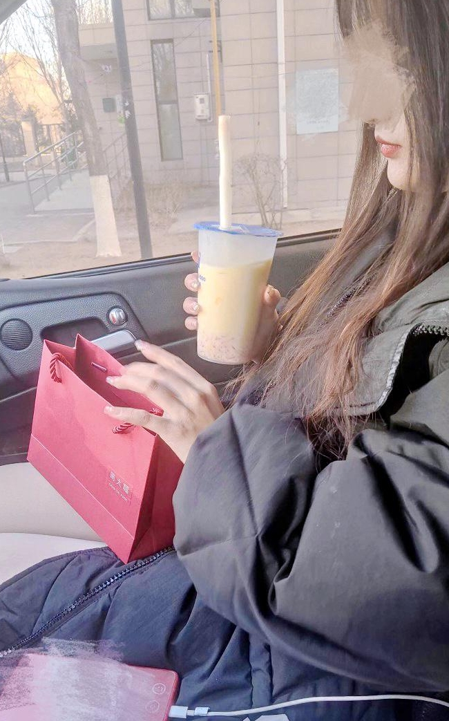 海角乱来大神善良的小嫂子合集40V