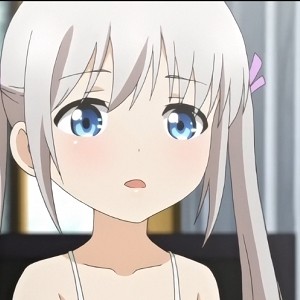 妹子与大叔一起享受欢乐滑雪和过山车，还有海滩游玩与登山活动