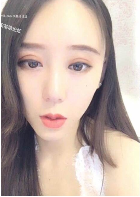 虎牙美女《艾薇儿baby》视频合集