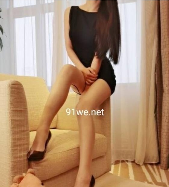 虎牙人气美女初见美翻天露脸自拍稀缺合集(107V-22P)