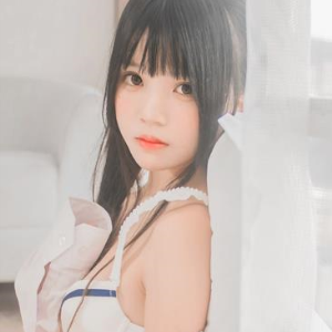 超美妹子Coser（桜桃喵）有尺度写真