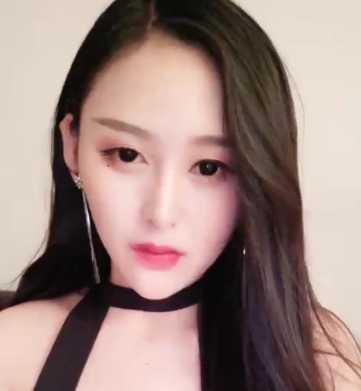 超级气质少妇开放直播勾引百度云资源