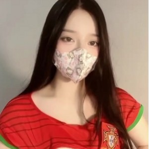 青春美少女御梦子世界杯以身偿还湿嫩无毛商品