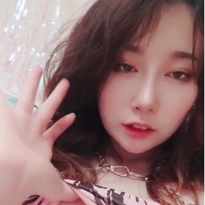 反差女神禧妹私拍照片分享|私人微信百度云资源