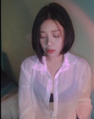 《国外女网红Hannahowo的视频资源合集：吃鸡游戏+Onlyfans视频》