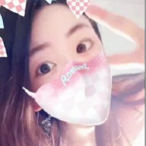 推高颜值嫩妹mmei_ei的精选L舞视频，让人惊叹不已的精彩舞姿