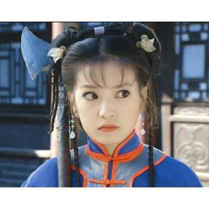 《2022潇洒佳人淡淡妆：一群年轻人在潇洒佳人淡淡妆的背景下，经历磨难获得成功的故事》