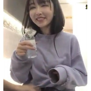 李寻欢探秘系列：甜美酒窝学生妹1V-1.74G，惊叹传奇领军人物的技术实力和魅力！
