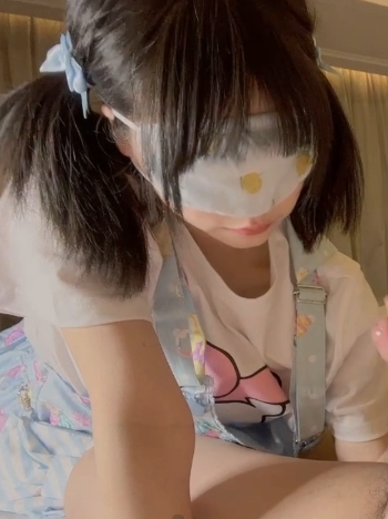 最新火爆某推幼齿绝色娇艳美足妹子美女【极品罗莉】粉嫩美足浮力姬（wink）最新散播完整合集[22V-8G]