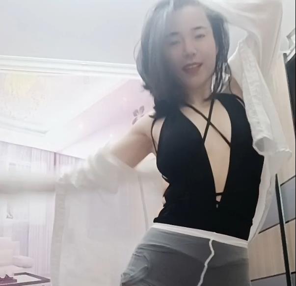 最新快手网红成熟女人-浪姐有尺度高端定制_