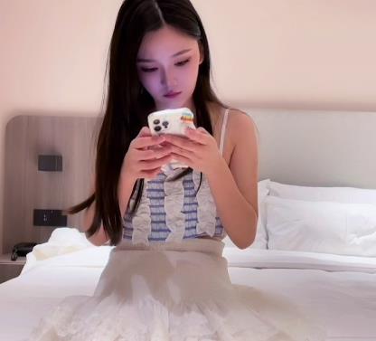 探秘小飞哥最新系列合集,带你走进高端圈外世界。