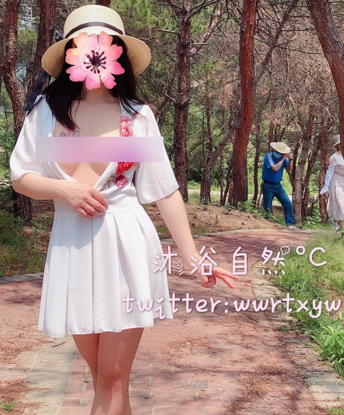 虎牙人气主播沐浴自然,各种精彩场面合集奉上。