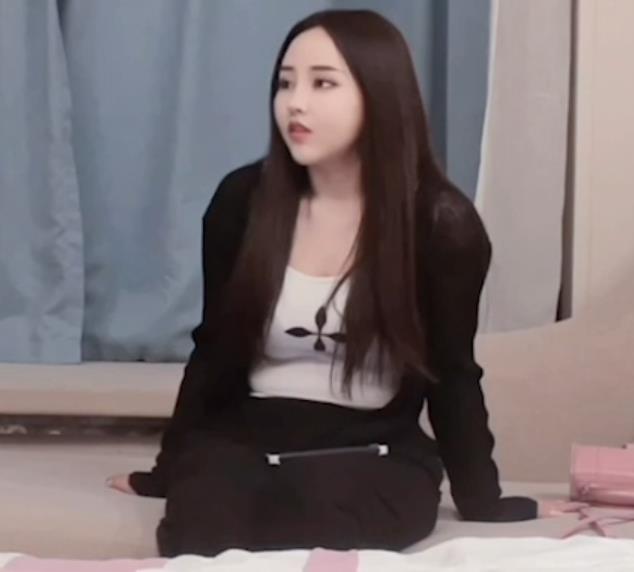 最新小飞探秘极品妹子7部露脸小合集