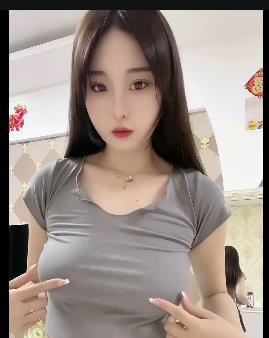 男王2024定制车灯秀SS舞蹈视频，粉丝狂欢！大小14V1.4G，火爆下载！