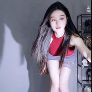 张昔由的抖音视频创作：34v8.5G的真实生活与美食分享，精彩短视频与长视频齐聚