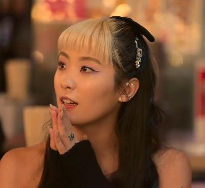 韩国Netflix18J综艺素人采访合集5V3G，谈爱与性话题