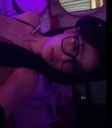 短视频B&M女神浪贱合集32V306M，精彩全记录