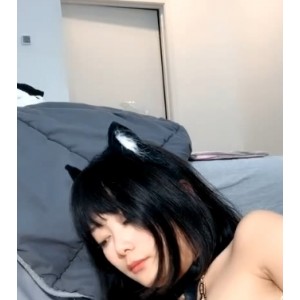 诱人小野猫少妇：多彩视频，迷人魅力