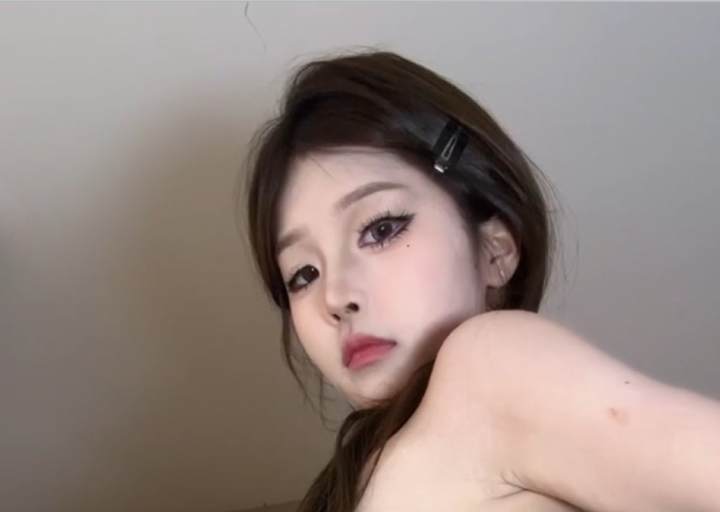 反差婊与小屁大王合集:2.3g精彩视频,值得收藏的耳朵小趣味