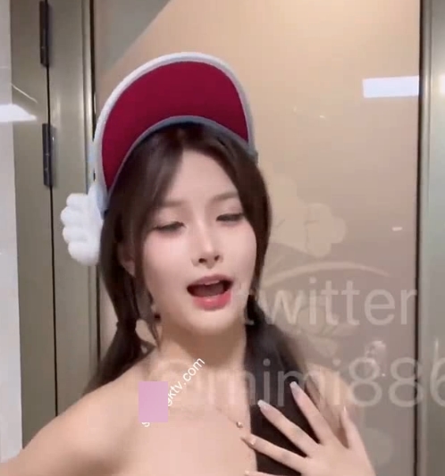 小屁mimiVIP福利大放送：889MB精彩视频合集，收藏必备！