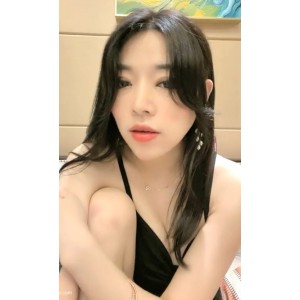 大罩杯美腿主播艺术小雅直播精彩合集，10.2G视频珍藏版