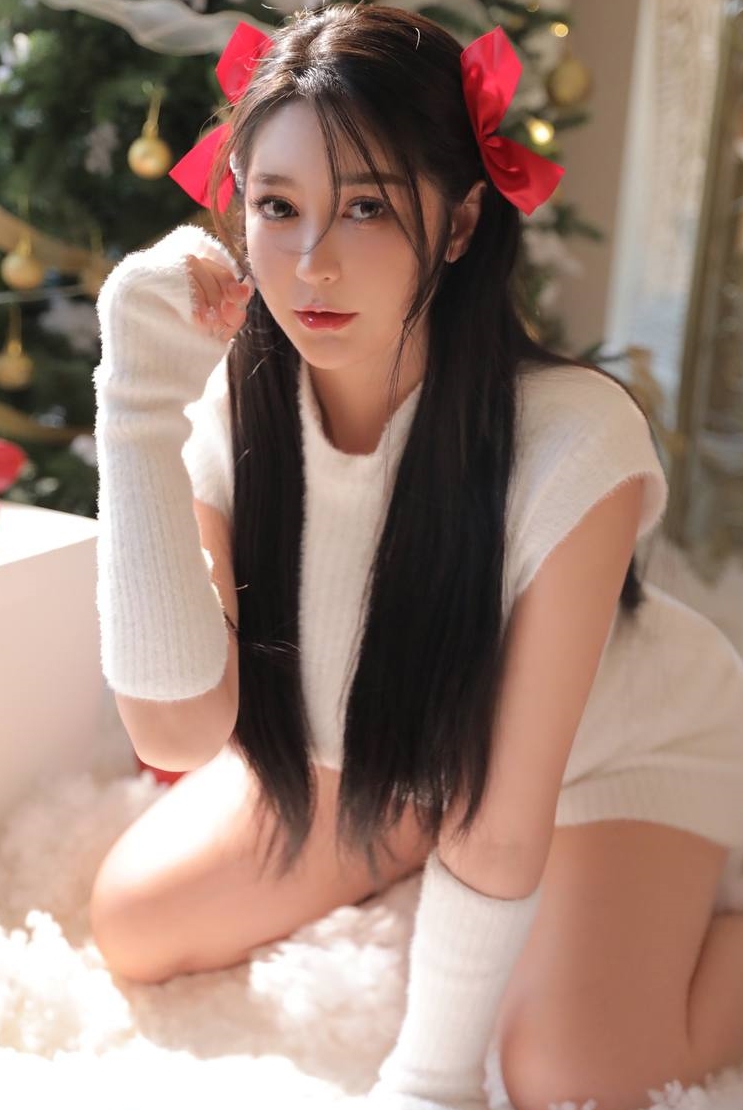 最新4月VIP私拍作品合集，包含104个尺度一般视频，百度ED2K链接分享