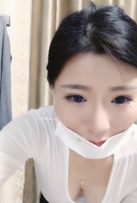 各种丁字裤展示直播合集贝总最新合集23.5G，精彩表演