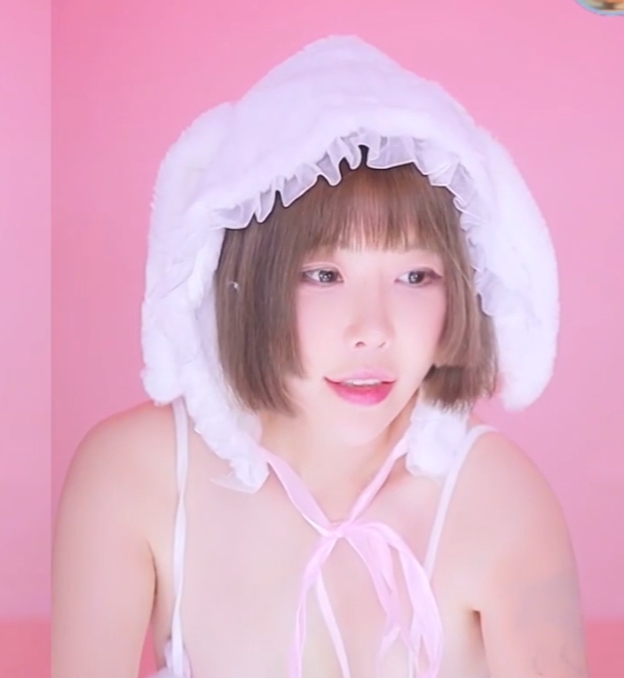 韩国BJ福利姬holymoly最新合集26V4.4G，收藏百度ED2K