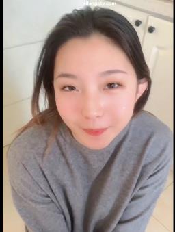 推特辉夜姬运动自拍合集70V4.9G，包含定制与多人作品