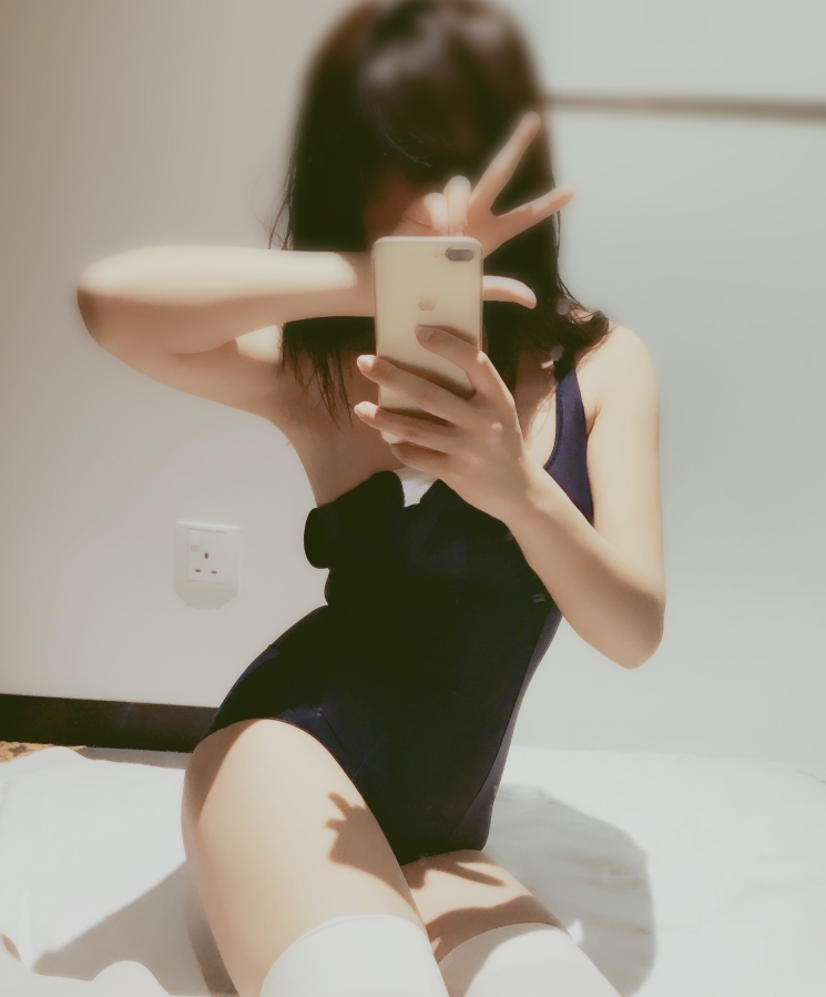 微博红人YeYe液液酱最新合集41套5.73G，补充收藏39