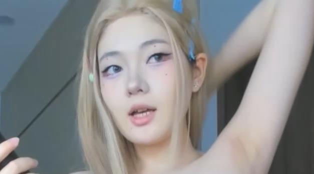 外网CB热门精选自拍合集1V3.2G，颜值身材俱佳，妆浓但可爱，尽在2024711！