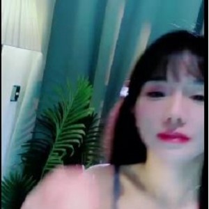 顶级名媛自拍倩倩最新合集2V2.5G，车灯新鲜诱人