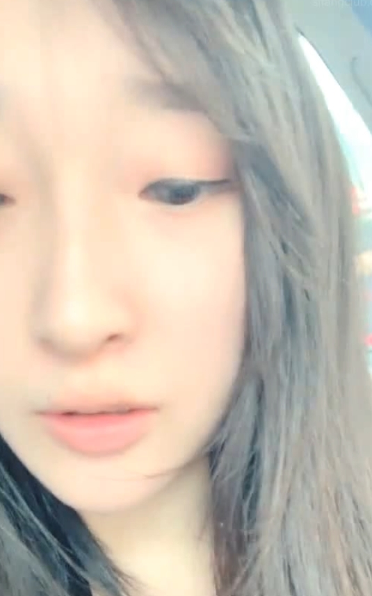 户外勾引大三涵玥最新剧情合集17V15G，精彩补充