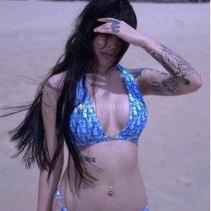 高能预警百度盘优质长腿女神monter最新合集86P46V579M，超美尺度视图