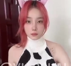 推特福利姬xiaogualu奶牛服最新合集1P474M，自行打包