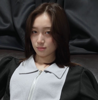 转载百度盘性感美女A&F脚丫展示最新合集1V7.2G，二层压缩