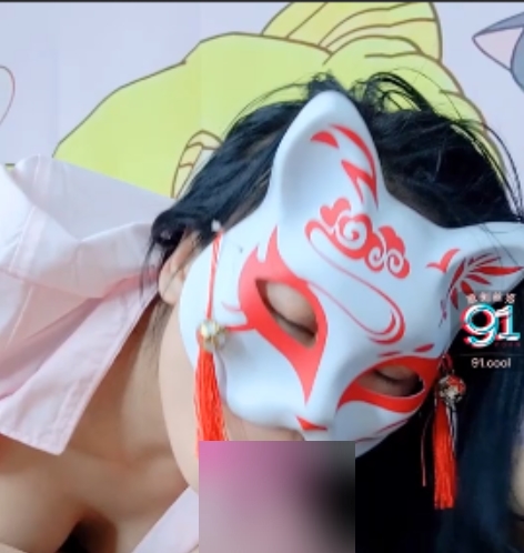 转载搬运百度盘丝袜傻女最新合集1V1.2G，隔着丝袜，榨汁护士