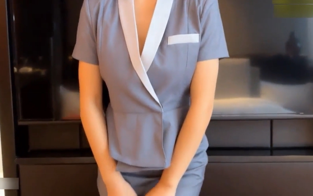 转载百度盘白富美职业女经理最新合集1V315MB，酒店贴心互动服务